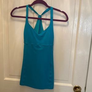 Lululemon Surge tank size 4 teal